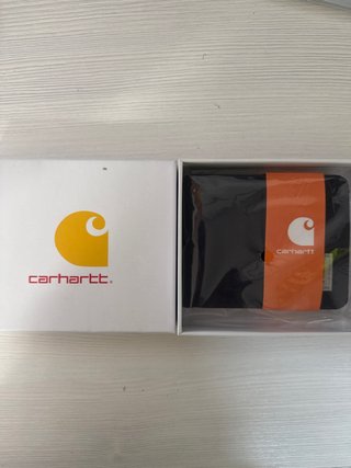 Cartera Carhartt Negra con Naranja
