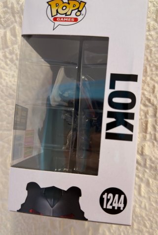Funko Pop Loki #1244 Persona 5 Royal Comic-Con