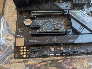 CPU 12400F+Placa Asus ROG STRIX B660-F GAMING WIFI