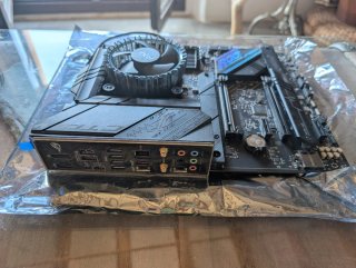 CPU 12400F+Placa Asus ROG STRIX B660-F GAMING WIFI