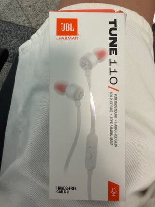 Auriculares JBL Tune 110 Blancos