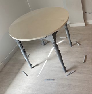 Mesa comedor extensible blanca y gris