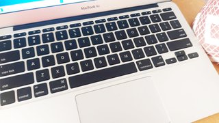 MacBook Air 11" 2015 8GB RAM 256GB SSD Windos 11