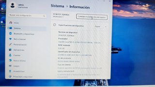 MacBook Air 11" 2015 8GB RAM 256GB SSD Windos 11