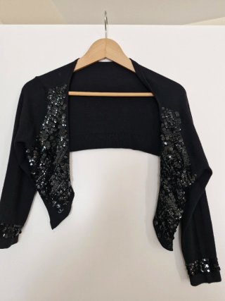 Bolero de fiesta negro con lentejuelas