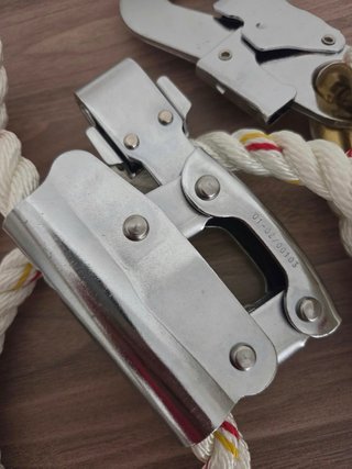 Antiqueda Deslizante com Mosquetão