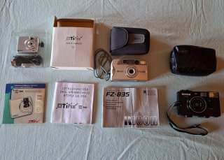 Lotto fotocamere vintage Ricoh, Konica, Atipix