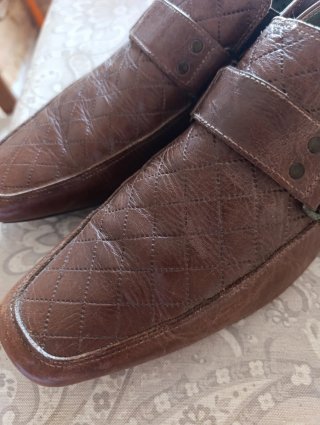 Zapatos de piel marrones
