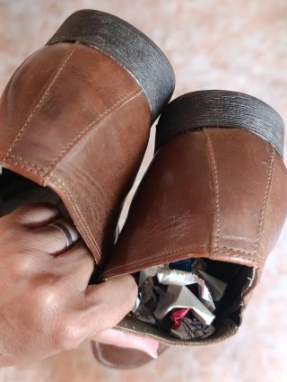 Zapatos de piel marrones