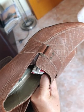 Zapatos de piel marrones