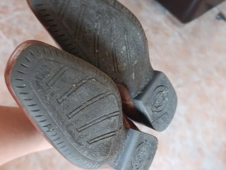 Zapatos de piel marrones