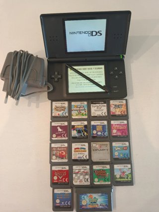 Nintendo DS Lite Negra + 18 Juegos