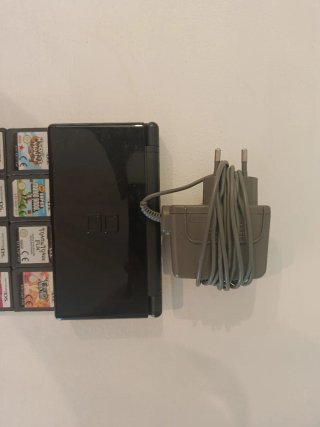 Nintendo DS Lite Negra + 18 Juegos