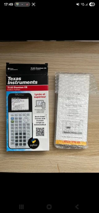 Calculadora Texas Instruments TI-83 Premium Python