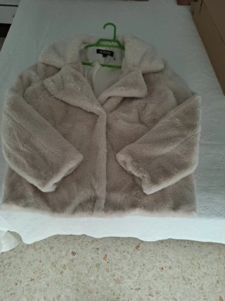 Chaqueta de pelo beige Bit & Noless