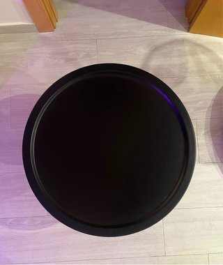 Mesa con almacenajes + Lámpara Pie Hektar de Ikea