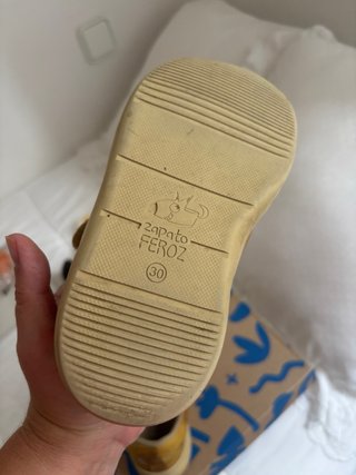Zapatos Zapato Feroz Amarillos Talla 30