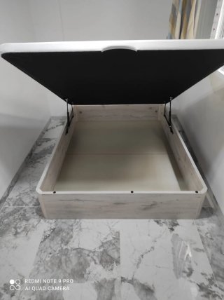 Canapés y colchones nuevos