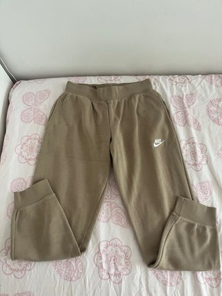 Chándal Nike Marrón café Talla L DE NIÑAS!!