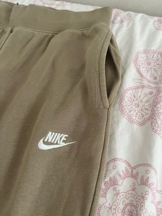 Chándal Nike Marrón café Talla L DE NIÑAS!!