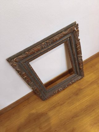 Marco antiguo madera tallada
