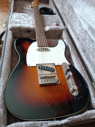 Squier classic vibe telecaster mejorada.
