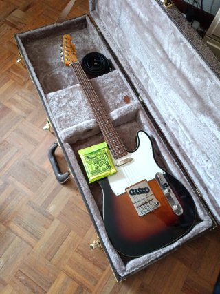 Squier classic vibe telecaster mejorada.