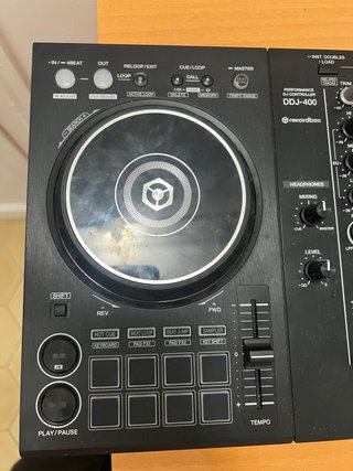 Controladora DJ Pioneer DDJ-400