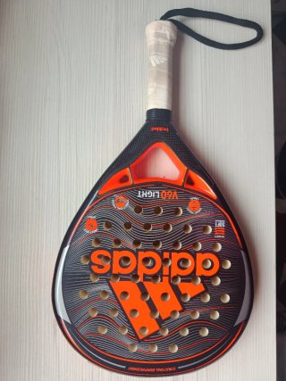 Pala de Pádel Adidas V60 Light con Funda