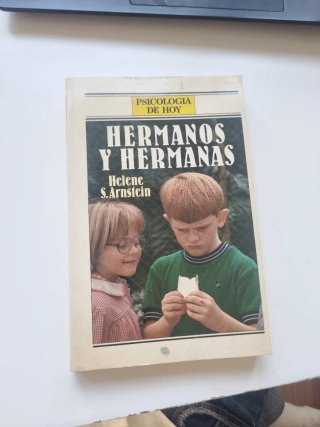Hermanos y hermanas Helene S. Arnstein