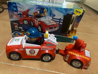 Coche de Bomberos Pinypon con Remolque