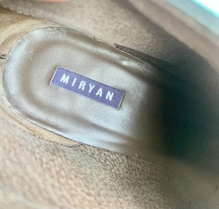 Preciosos botines de ante verde esmeralda – Miryam