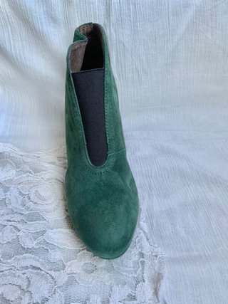 Preciosos botines de ante verde esmeralda – Miryam