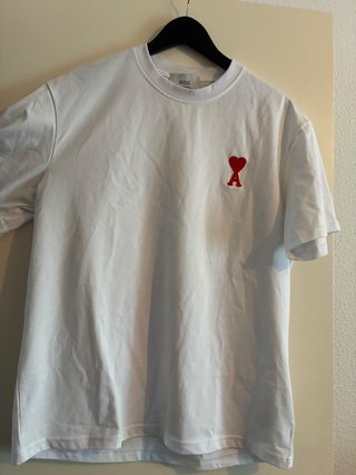 Camiseta Ami Paris Corazón Rojo Talla M