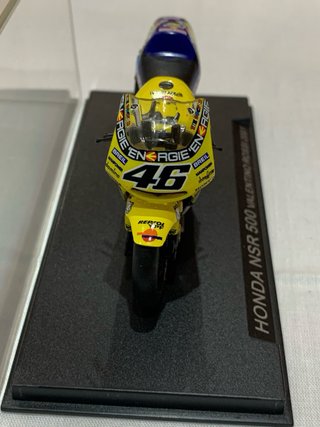 Modello Honda NSR 500 Valentino Rossi 2001