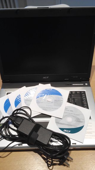 Portátil ACER Aspire 3003