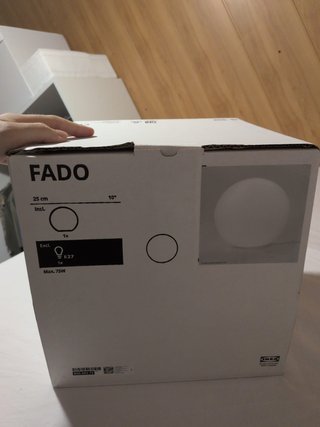 Lámpara de mesa IKEA FADO
