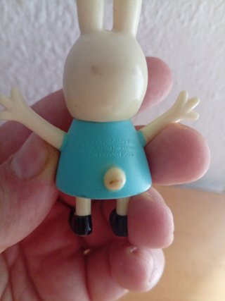 Muñeca Rebecca Rabbit de Peppa Pig