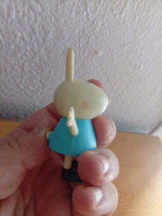 Muñeca Rebecca Rabbit de Peppa Pig