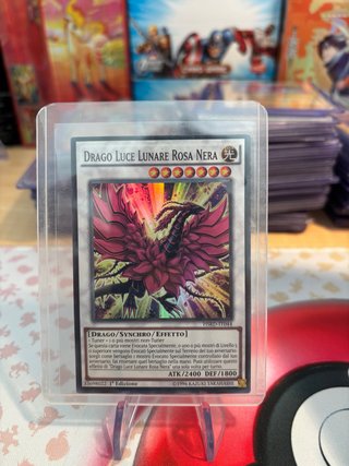 Carta Yu-Gi-Oh! Drago Luce Lunare Rosa Nera