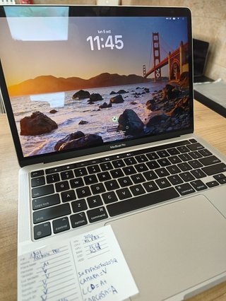 MacBook Pro 16 GB RAM 13.3" 2020 M1 SSD 251 GB