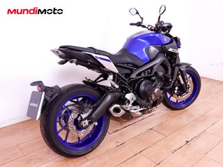 YAMAHA MT 09