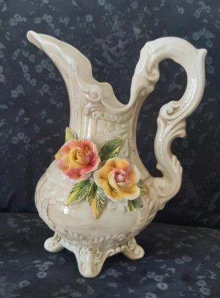 Vaso Capodimonte con Rose