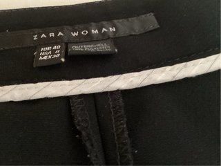 Pantalón Zara crep negro Talla M