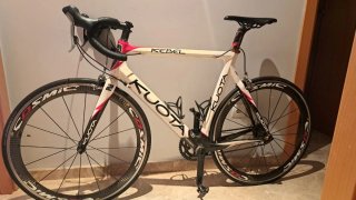 Bicicleta de Carretera Kuota Kebel Carbono 55/56