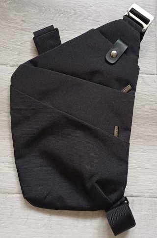 Bolso bandolera antirrobo OSOCE negro