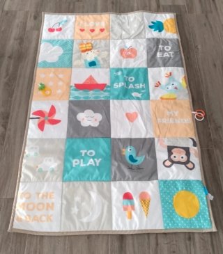 Alfombra de juegos infantil
