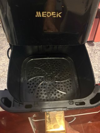 Freidora de aire Medek negra