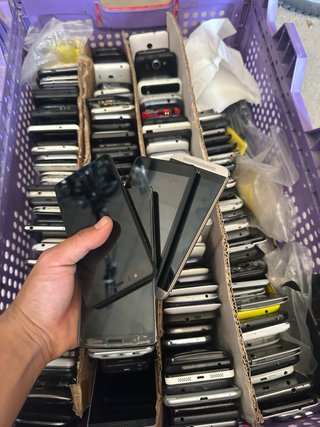 Lote de móviles variados