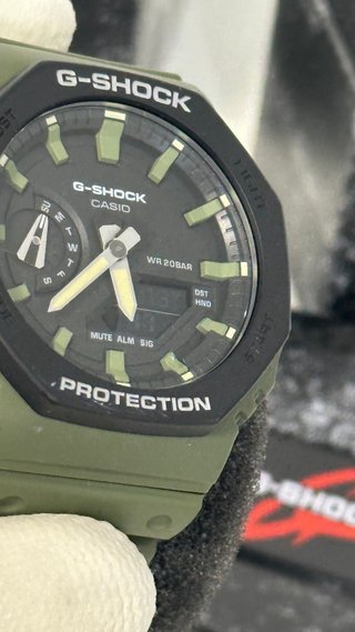 Reloj negro i verde Casio G-Shock GA-2110SU-3AER